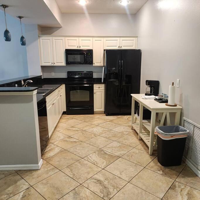 1 Bedroom , 1 Bath With Kitchen At Img Bradenton Exteriör bild