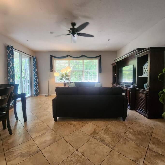 1 Bedroom , 1 Bath With Kitchen At Img Bradenton Exteriör bild